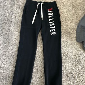 Hollister Sweatpants Medium